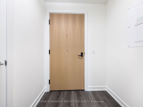 5th image of 89 Church St #4607