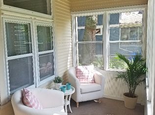 858 Cherokee Ave, Saint Paul, MN 55107