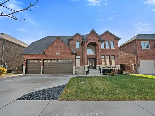 6184 Disputed Rd, Lasalle, ON N9H 0E6