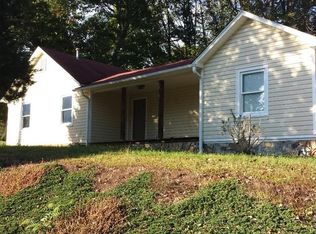 1072 Faulkenberry Rd, King, NC 27021