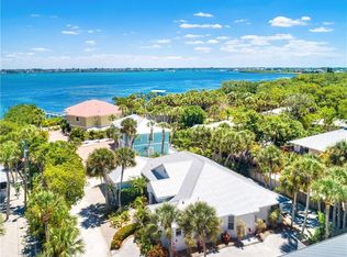 4131 N Beach Rd, Englewood, FL 34223