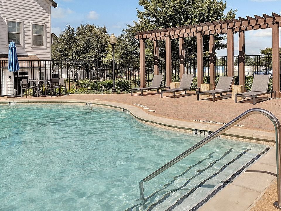 1st image of 12215 Hunters Chase Dr #4603942