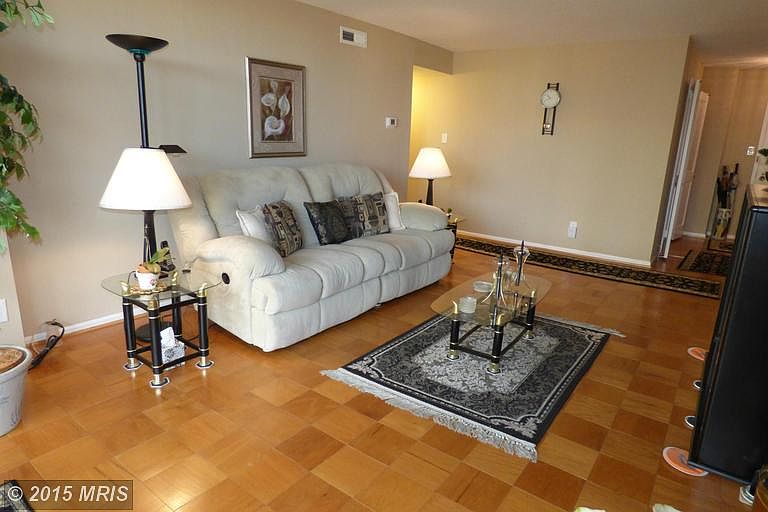 1st image of 118 Monroe St #60