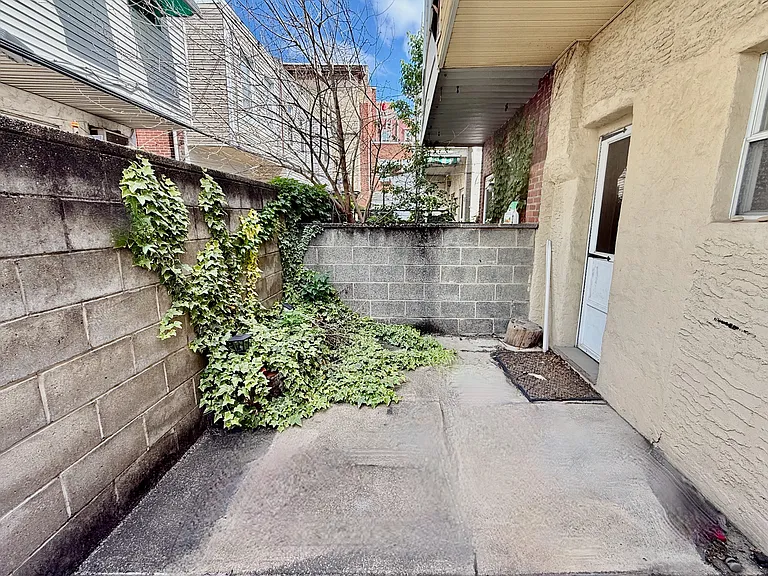 2416 S Juniper St — Photo 38