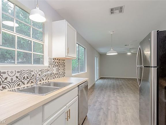 5th image of 4702 Dove Springs Dr
