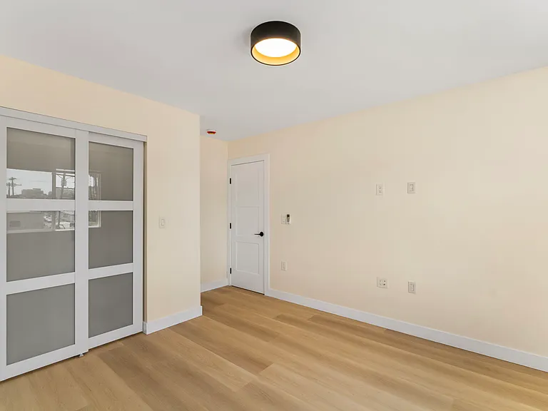 3288 Logan Ave #1 — Photo 11