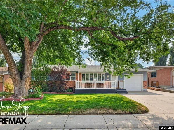 1321 Hazelwood Dr, Casper, WY 82609