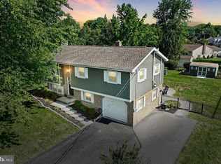 85 Roths Church Rd, Spring Grove, PA 17362