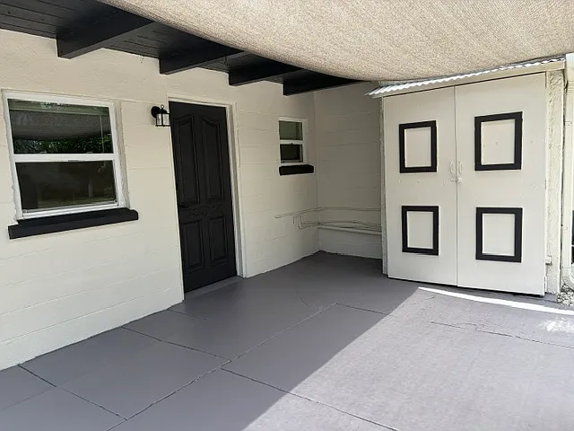 222 S Country Club Rd — Photo 4