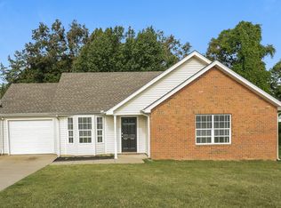 1318 Lyndsey Ridge Dr, La Vergne, TN 37086