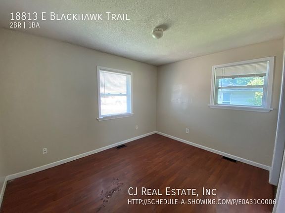 4th image of 18813 E Blackhawk Trl