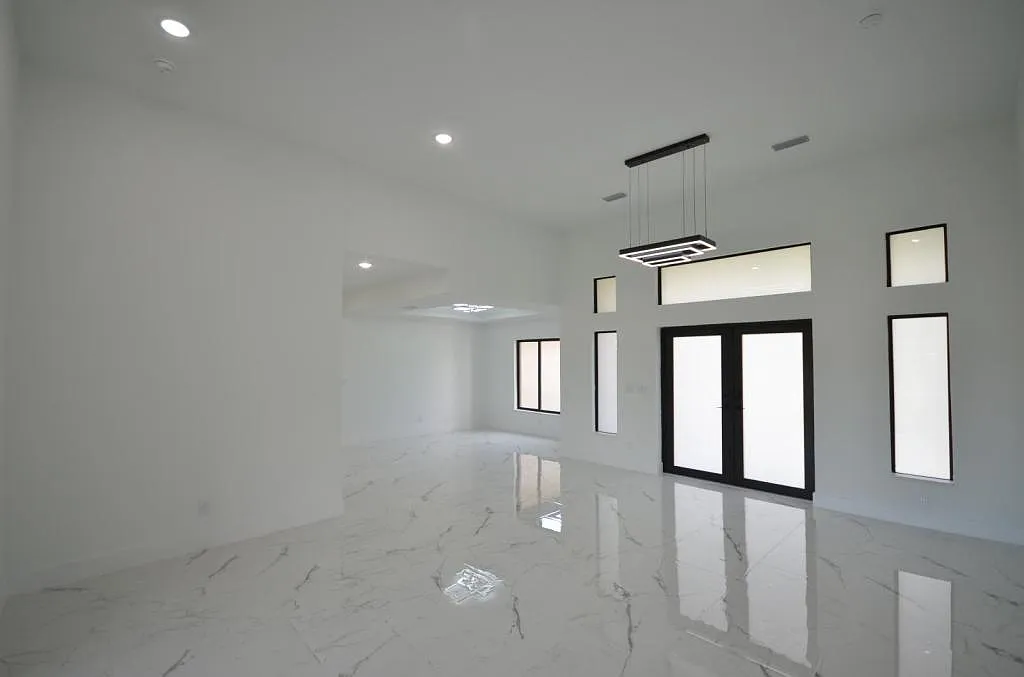 1234 Bermar St — Photo 3