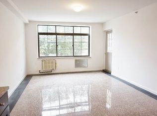 3128 Crescent St APT 2D, Astoria, NY 11106