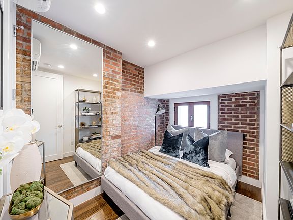 5th image of 35 Crosby St #7F