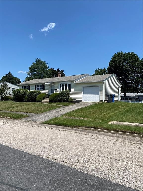 98 Quail Hollow Rd, Cranston, RI 02920 Zillow