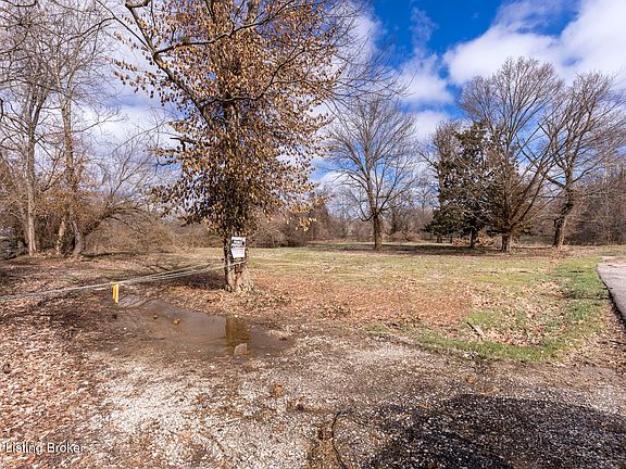 2nd image of 5225 River Rd