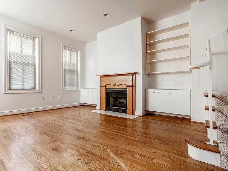 326 Hailman St — Photo 3