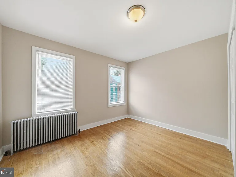 403 W South St #A — Photo 22