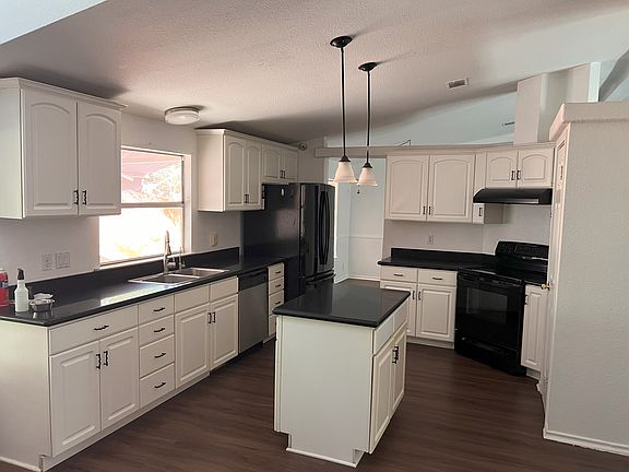 5th image of 491 Pine Canyon Dr