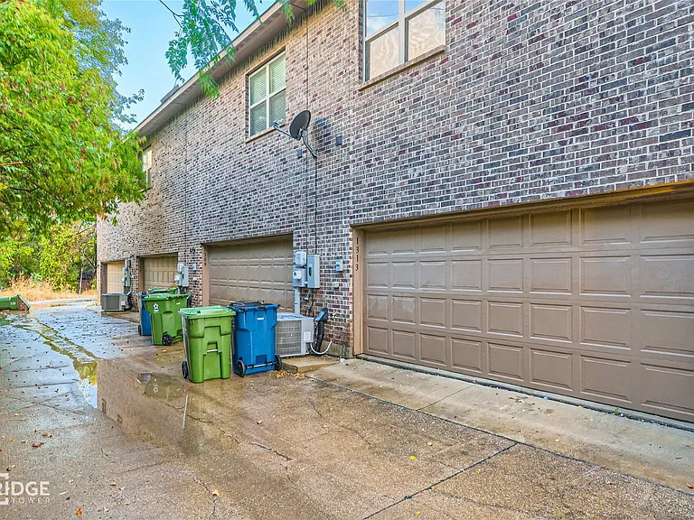 1312 Lake Crest Ln — Photo 17