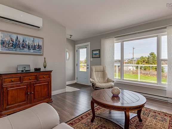 4th image of 27 Prospect Bay Rd