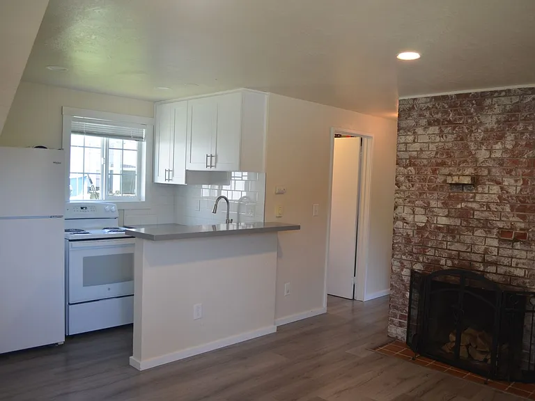 Charming Duplex in Prime Ballard-Fremont Location — Photo 16
