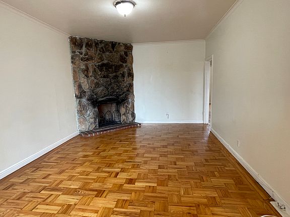 2nd image of 750 Thornton Ave