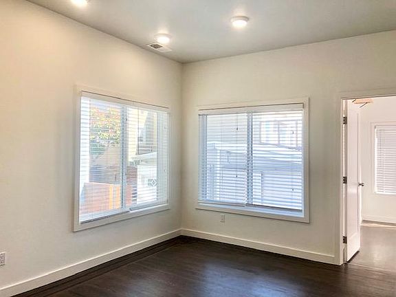 2nd image of 2415 Lincoln Way APT 2