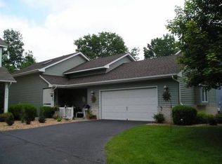 5748 Willow Trl, Shoreview, MN 55126