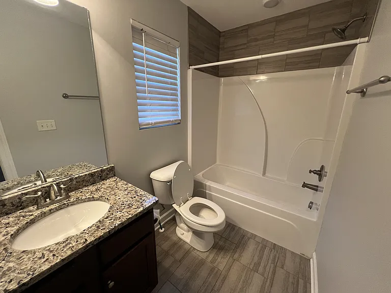 517 Crestland Ave #A — Photo 10