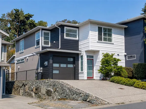 259 Bellamy Link, Langford, BC V9B 0R8