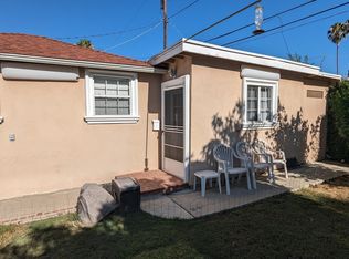 19008 Calvert St, Reseda, CA 91335