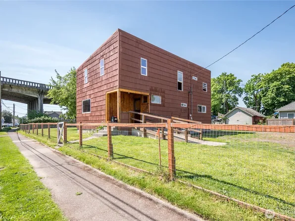 309 NW 2nd Avenue, Kelso, WA 98626