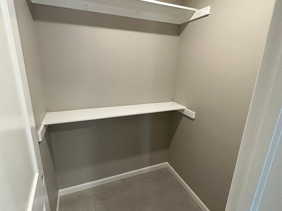 Walk in closet