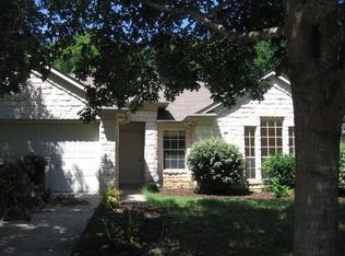 111 Masonwood Dr, Kyle, TX 78640