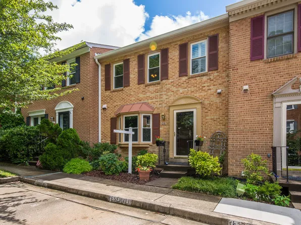 1015 N George Mason Dr, Arlington, VA 22205