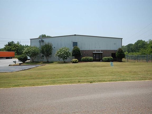 2nd image of 212 Edwards Dr