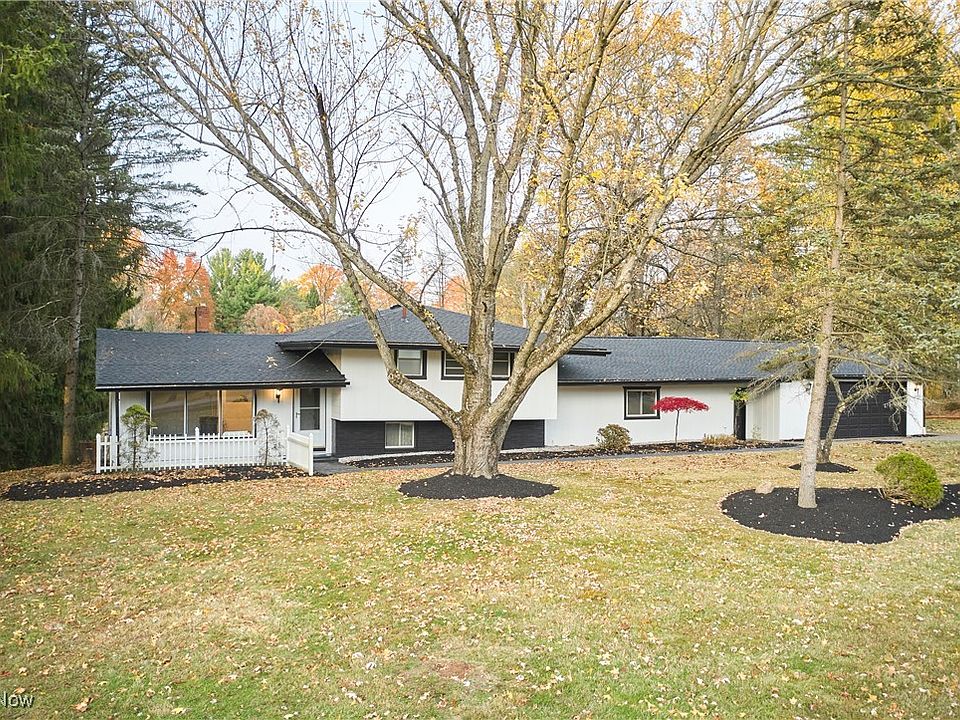 1st image of 17759 S Meadowpark Dr