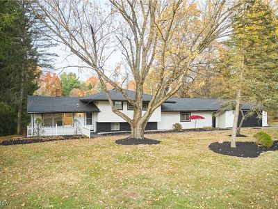 17759 S Meadowpark Dr, Walton Hills, OH, 44146