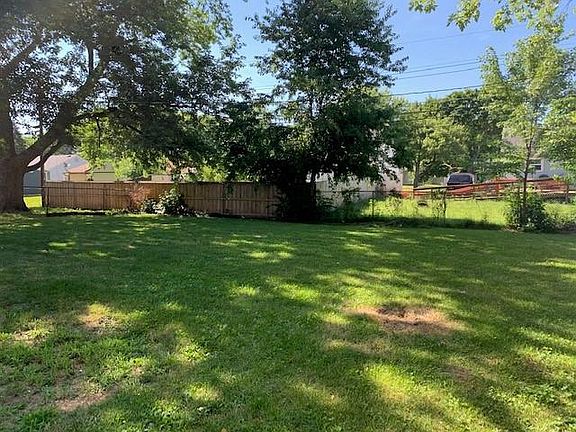 2nd image of 5939 Price Ln