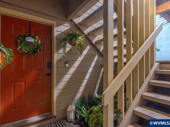 2550 NW Princess St APT 102, Corvallis, OR 97330