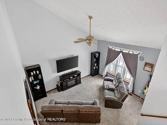 5th image of 1171 Porter Dr