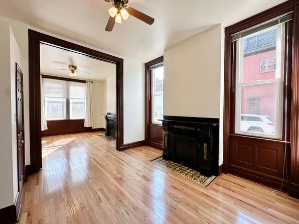 1607 Sarah St, Pittsburgh, PA