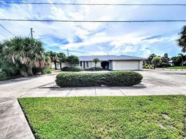 2101 Gulf Blvd, Belleair Beach, FL 33786