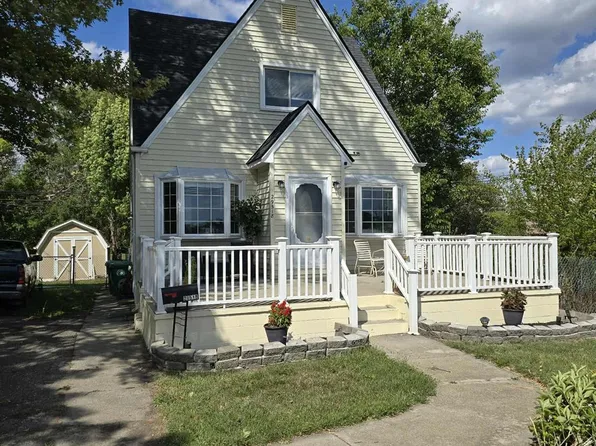 29518 Beechwood St, Garden City, MI 48135