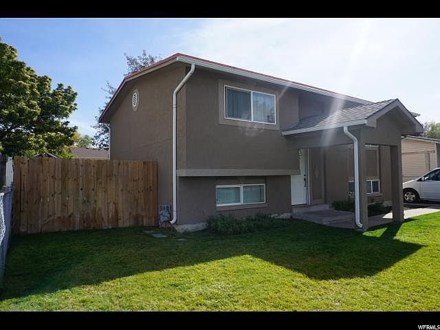 1st image of 468 N Star Crest Dr