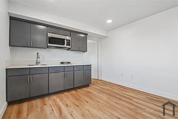 219 E 87th St #204 — Photo 29