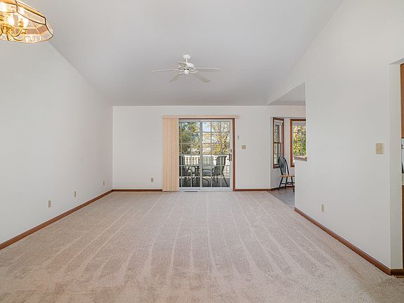 4th image of 874 W 87th Ave