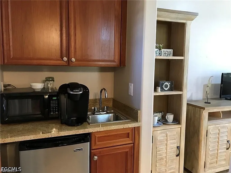 8314 Provencia Ct — Photo 16
