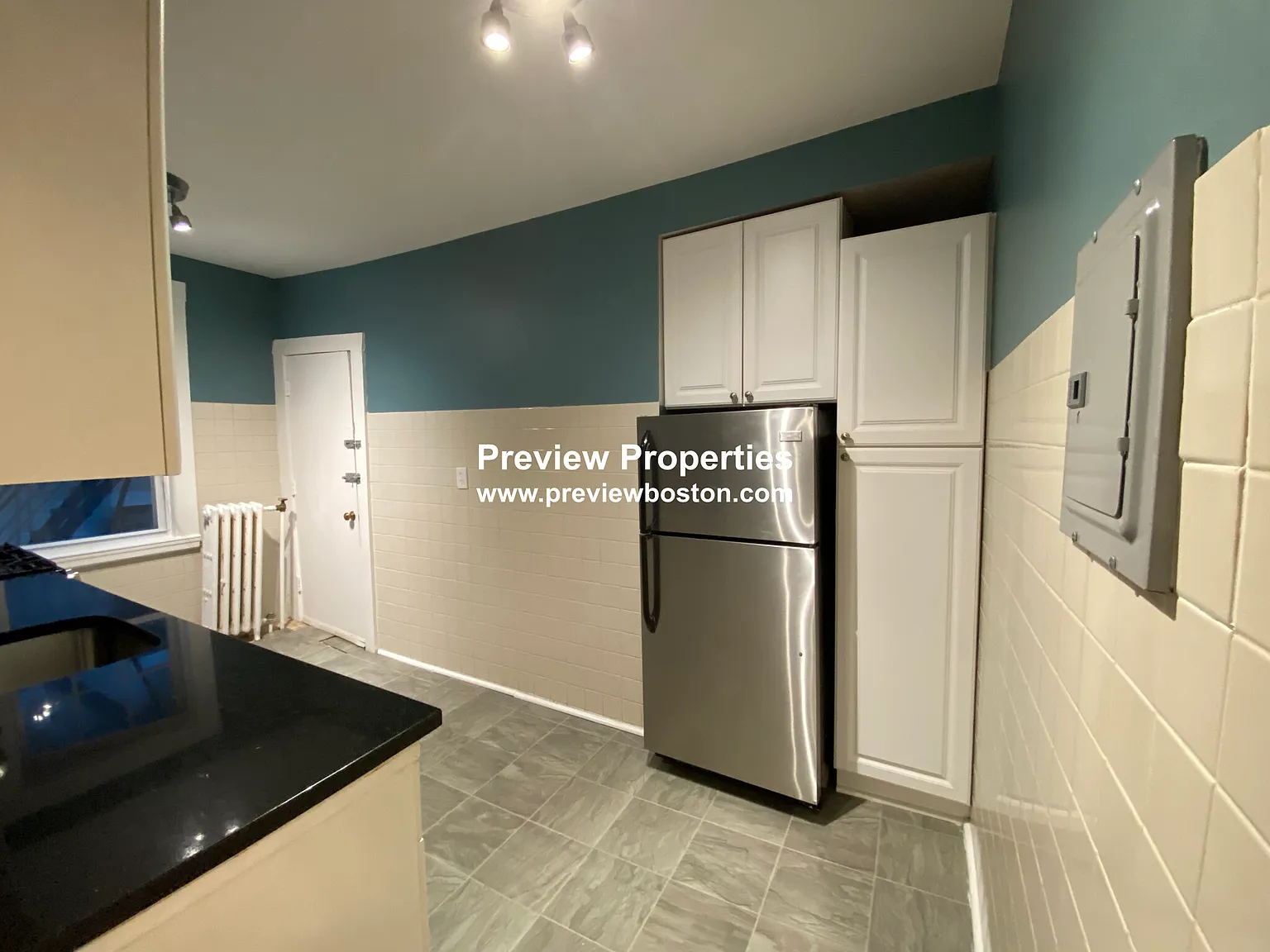 3 bed, 1.0 bath, $2,800 — Photo 2